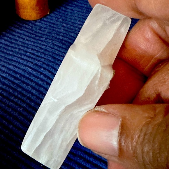 Pink Mangano Calcite Star - Picture 4 of 6